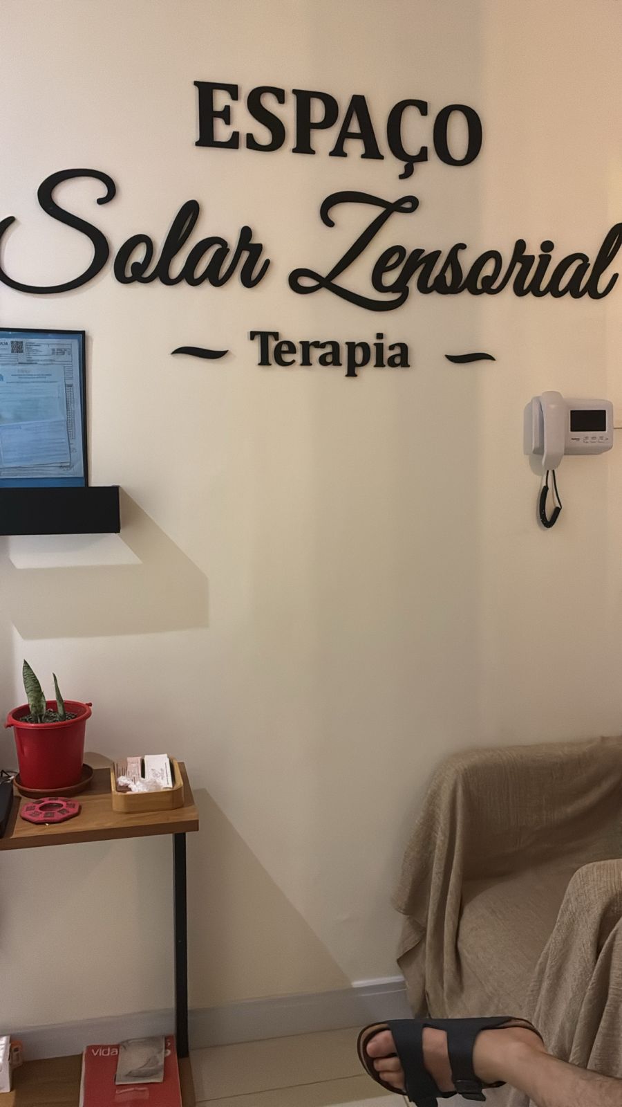 Sala de atendimento equipada